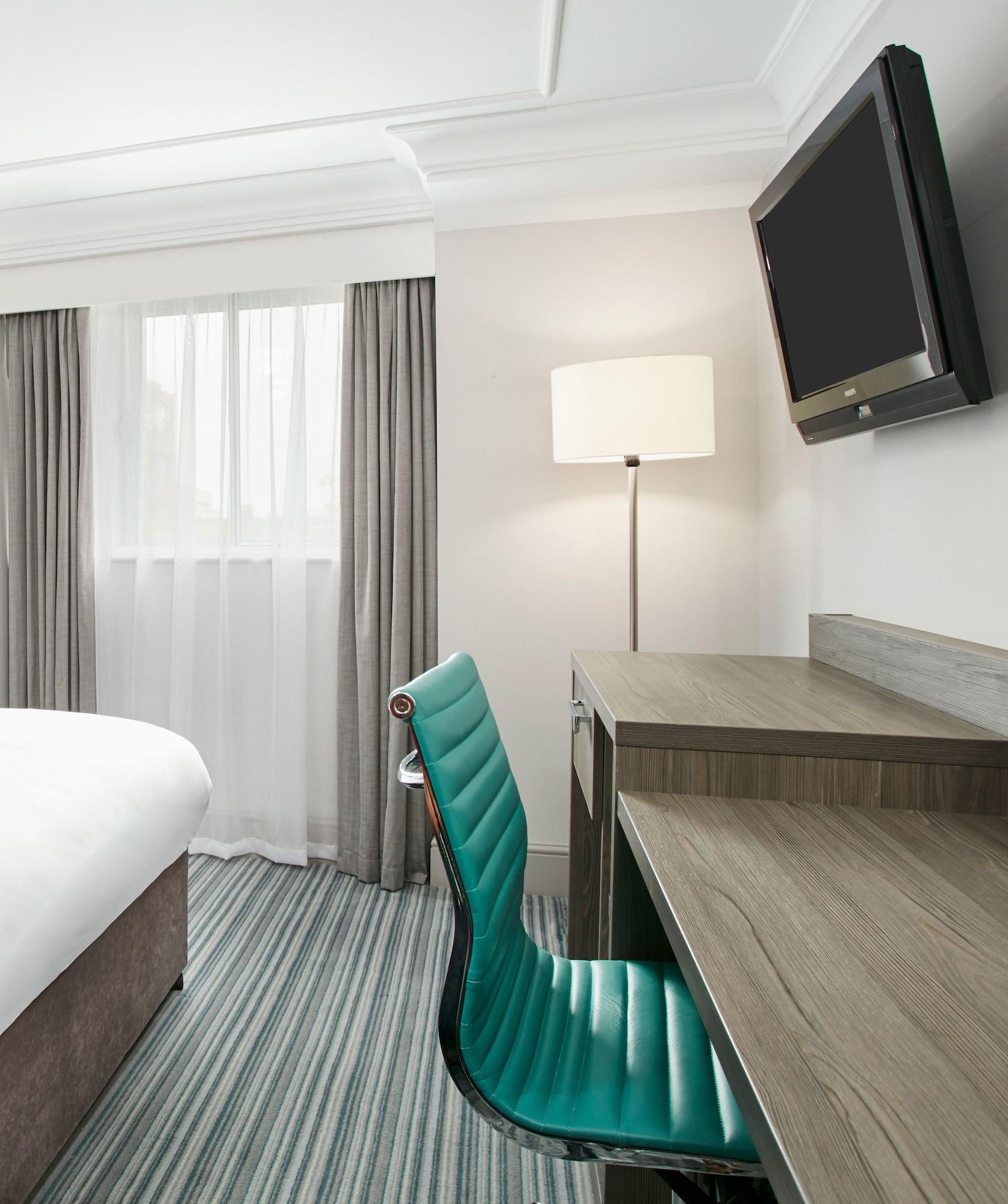 Leonardo Hotel